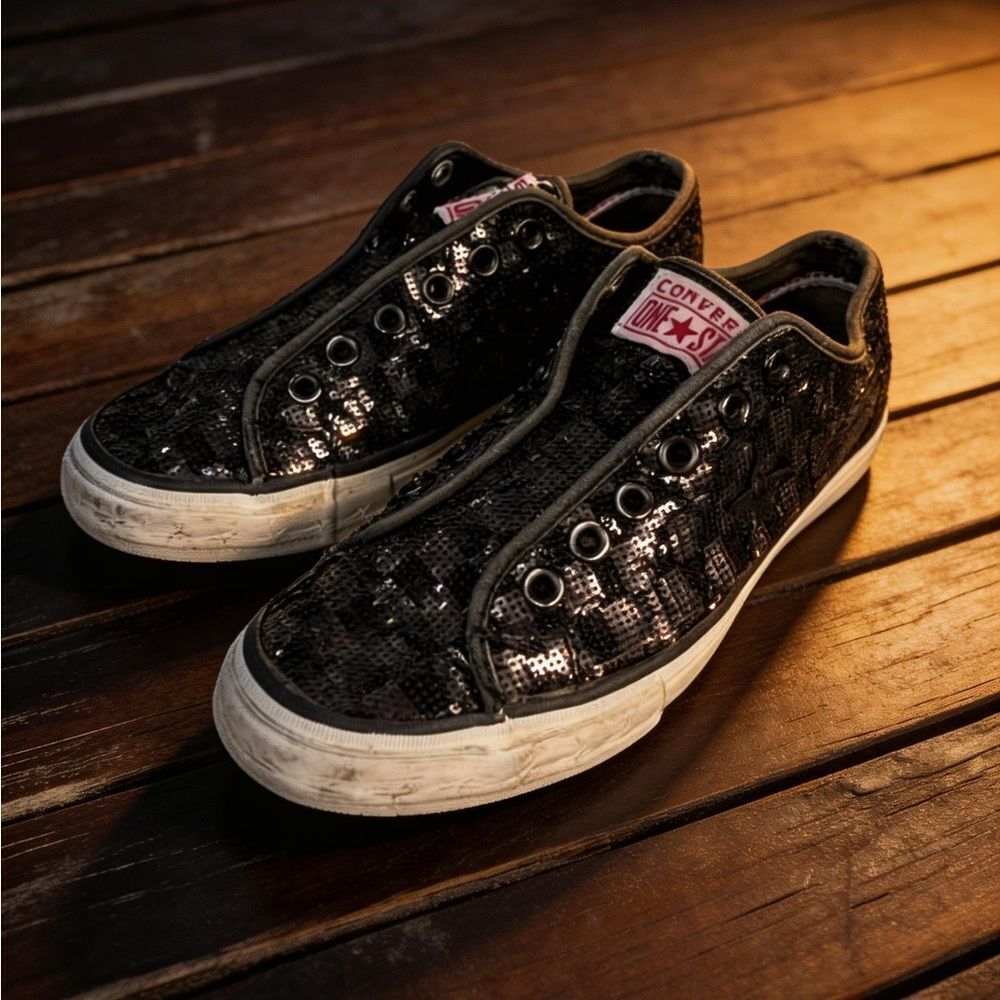 CONVERSE ALL STAR WOMENS SEQUINED SLIP ON SNEAKERS SIZE 8 DARK PURPLE